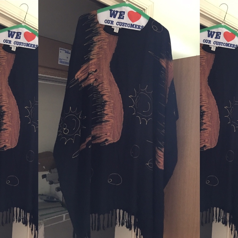 Tunic - Picture 2 of 3